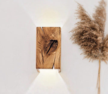 Plug-in Reclaimed Wood Wall Sconce – Vertical Rustic Light