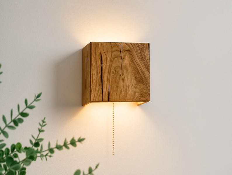 Wooden Wall Lamp with Pull Chain – Bedside Sconce