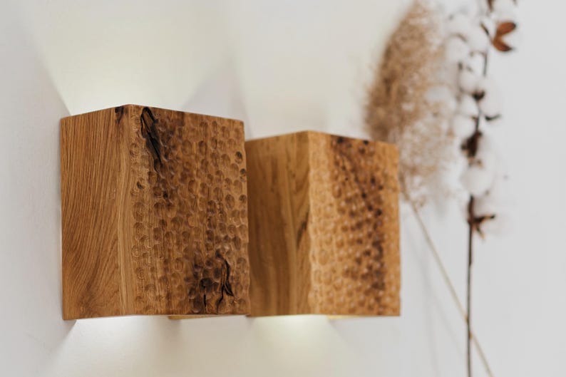 Handmade Reclaimed Wood Sconce – Plug-in/Hardwired Vertical Lamp