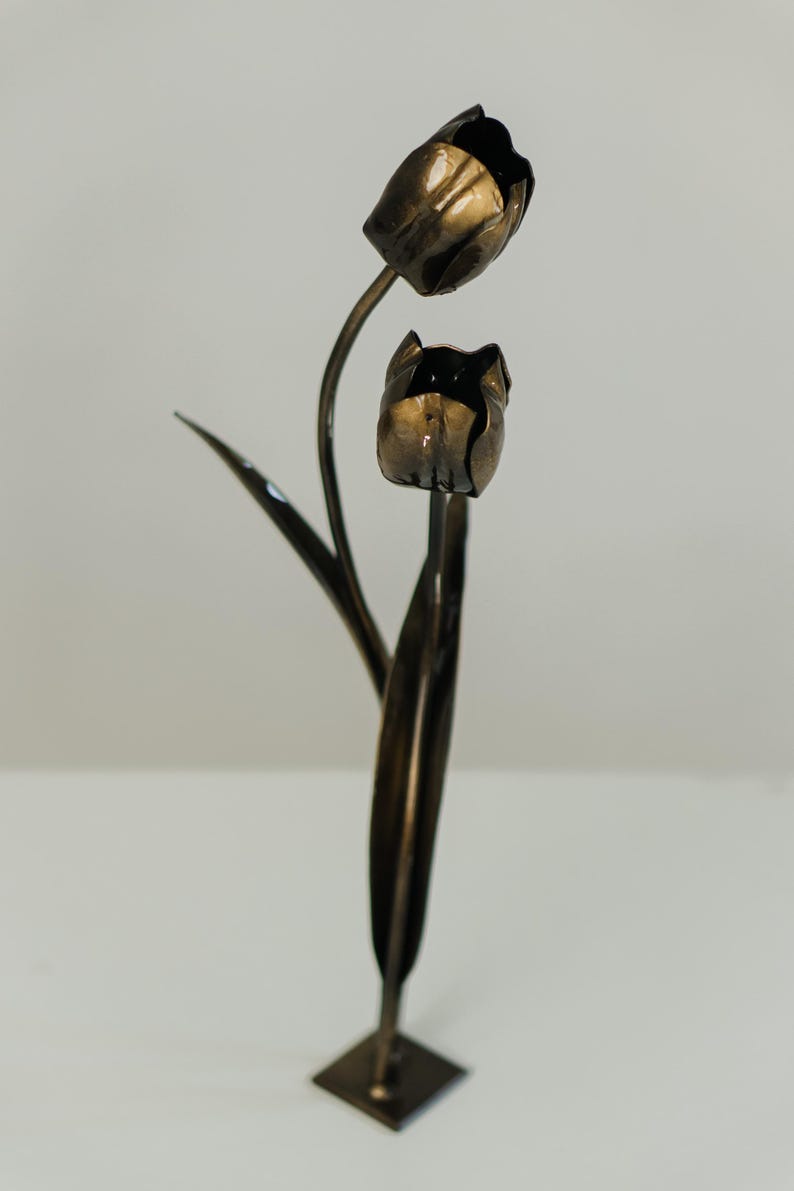 Iron Tulip Bouquet – Metal Forever Flower Sculpture